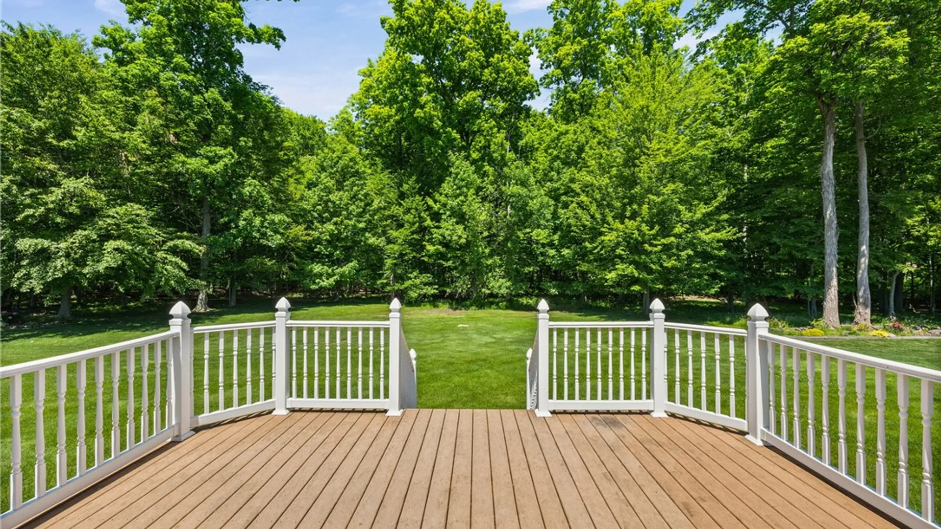 Property at 88 Leamington Circle, Greece, NY 14626 39