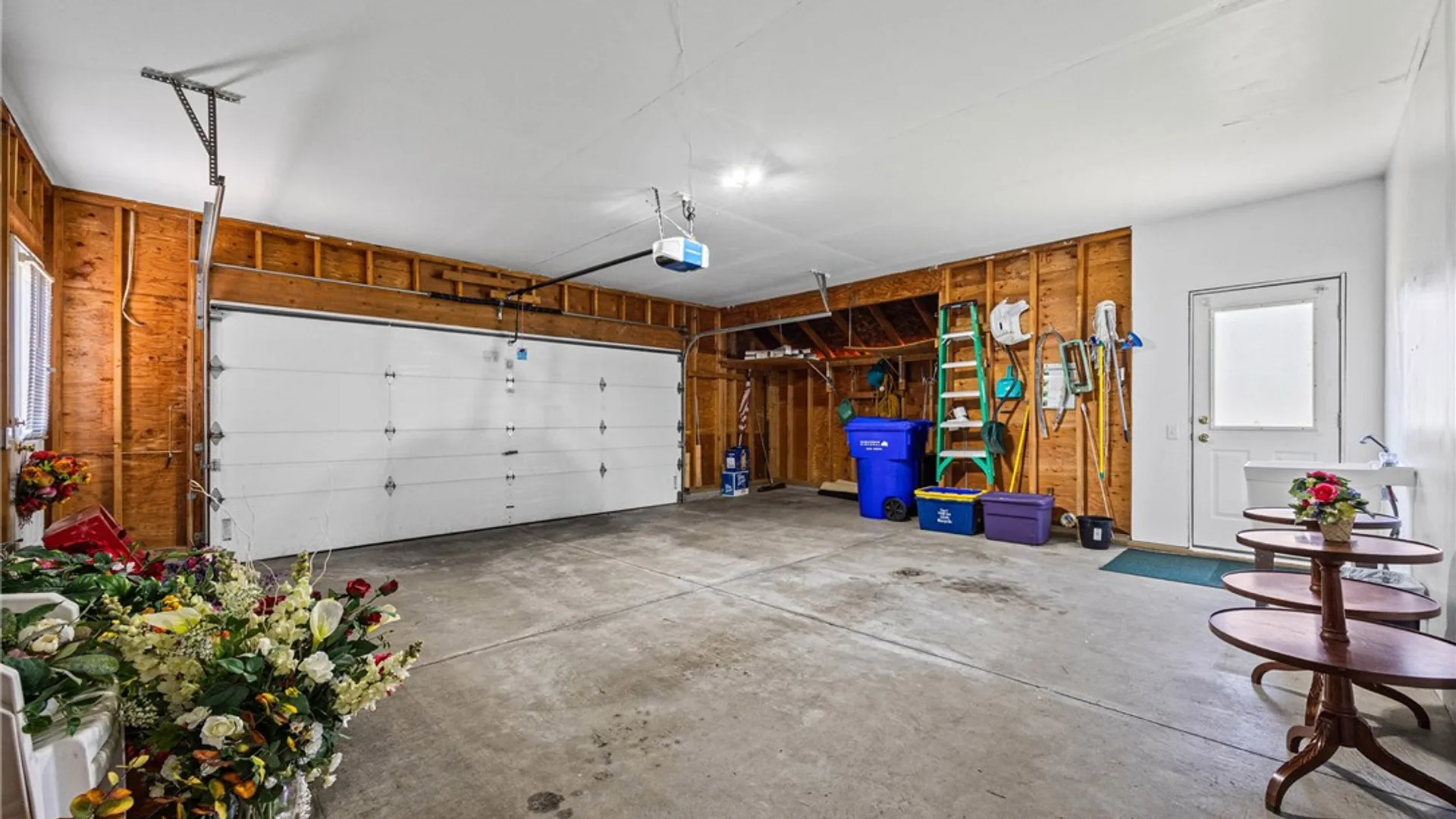 Property at 88 Leamington Circle, Greece, NY 14626 49