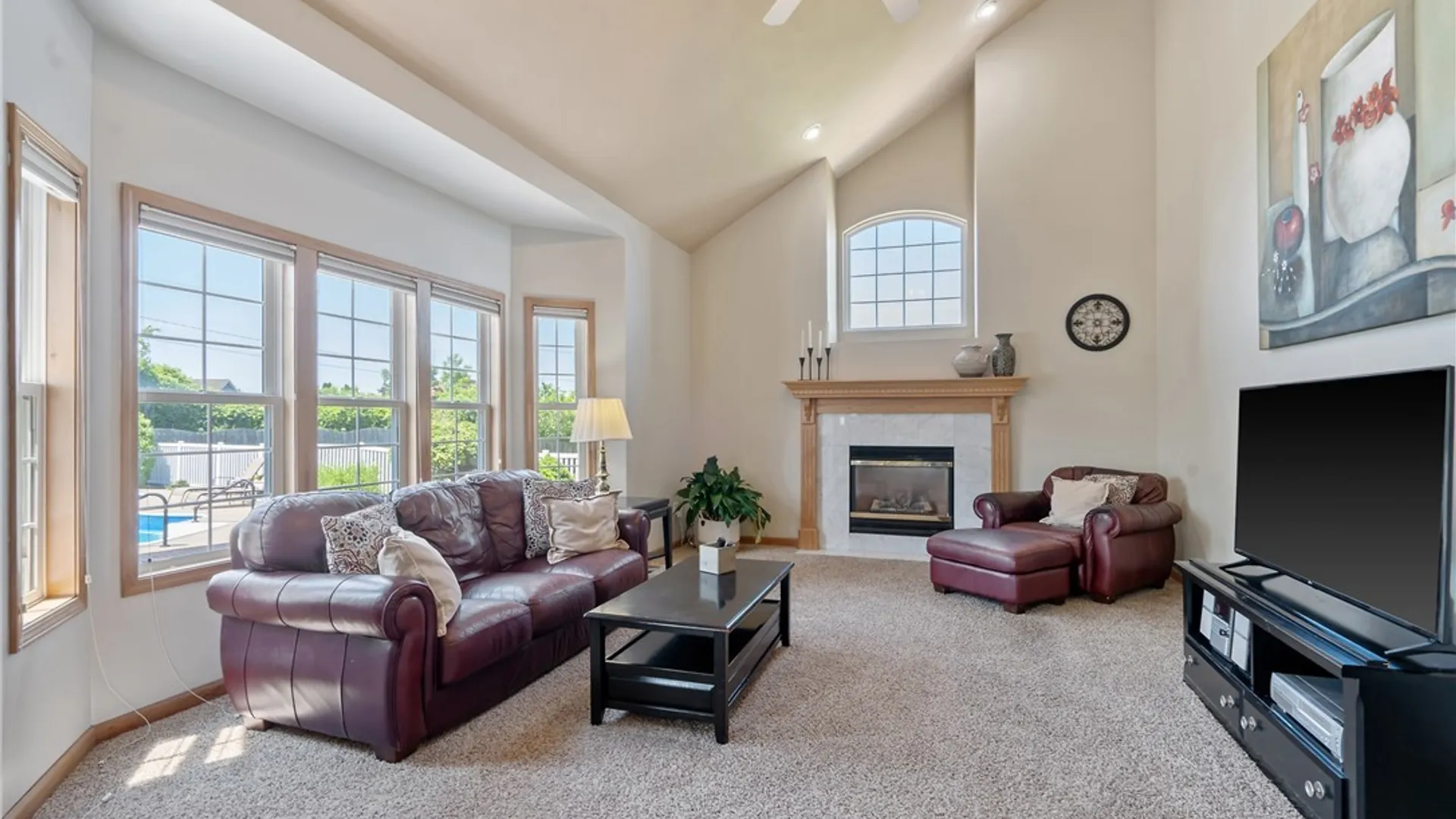 Property at 7508 Plum Hollow Circle, Clay, NY 13090 12