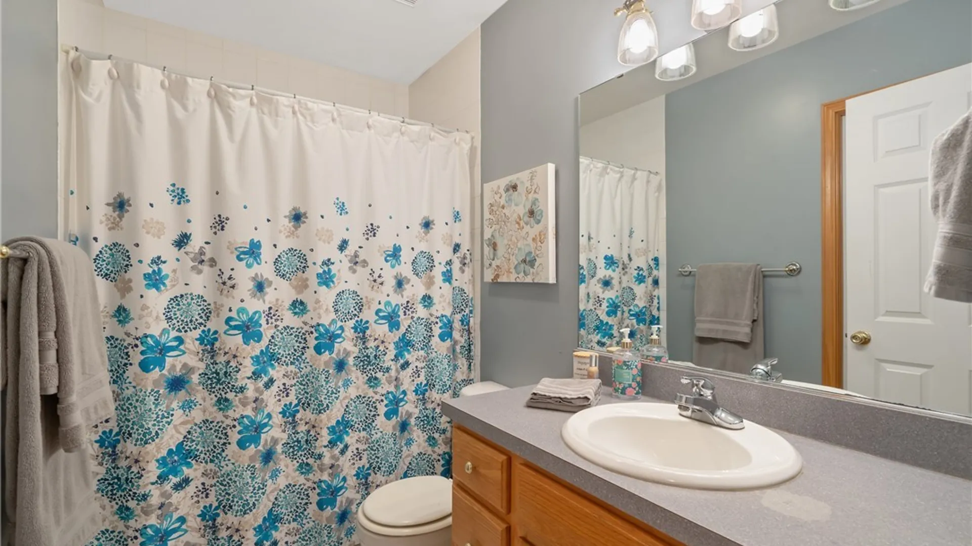Property at 7508 Plum Hollow Circle, Clay, NY 13090 31