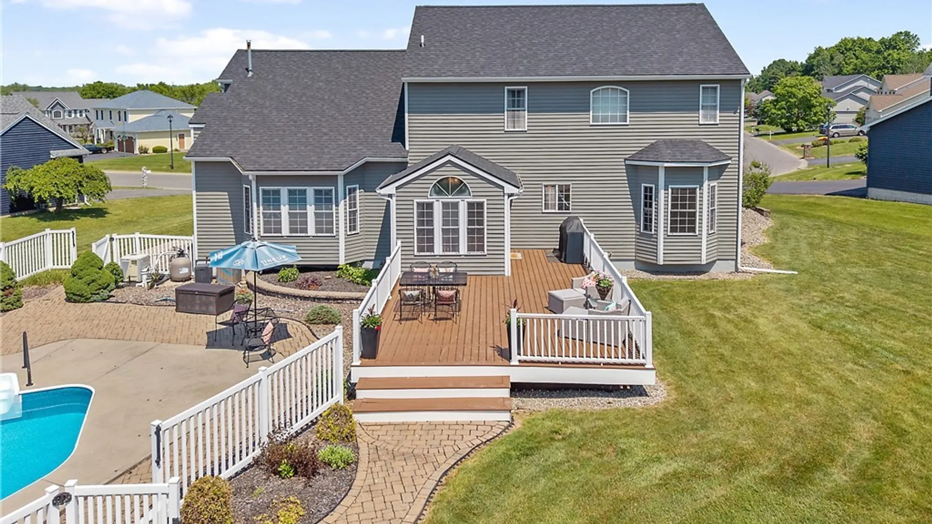 Property at 7508 Plum Hollow Circle, Clay, NY 13090 36