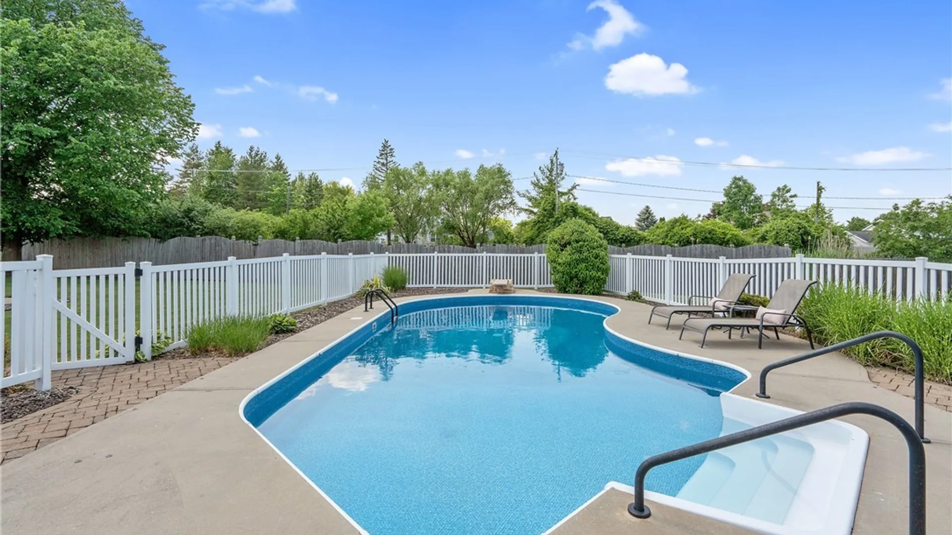 Property at 7508 Plum Hollow Circle, Clay, NY 13090 39