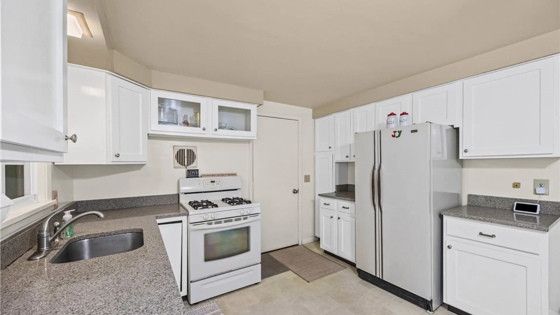 Property at 419 Harvest Drive, Greece, NY 14626 16