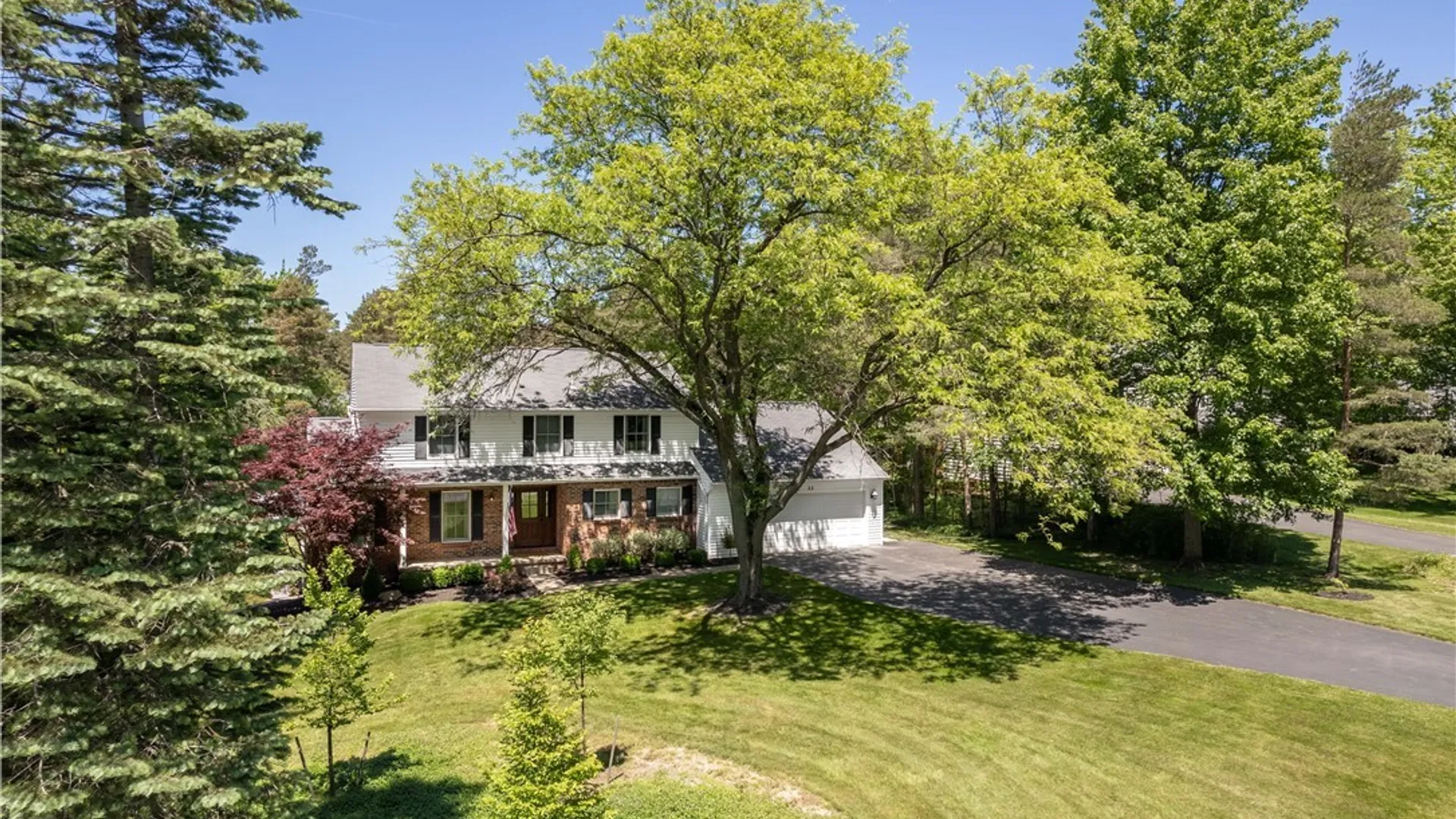 Property at 55 Tanglewood Drive, Orchard Park, NY 14127 2