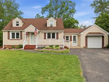Property at 27 Pleasant View Drive, Chili, NY 14514