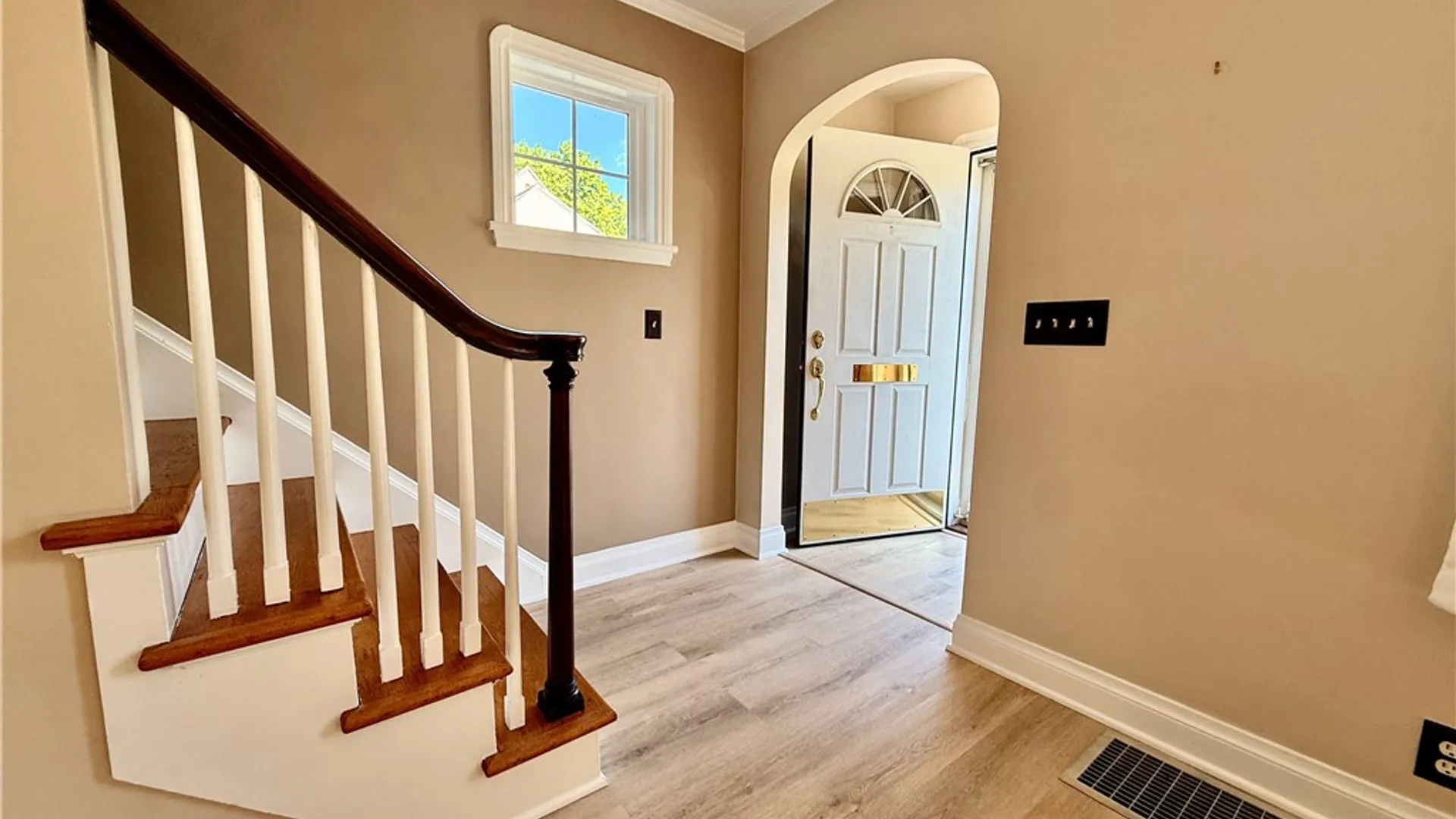 Property at 124 Gilbert Drive, Irondequoit, NY 14609 14