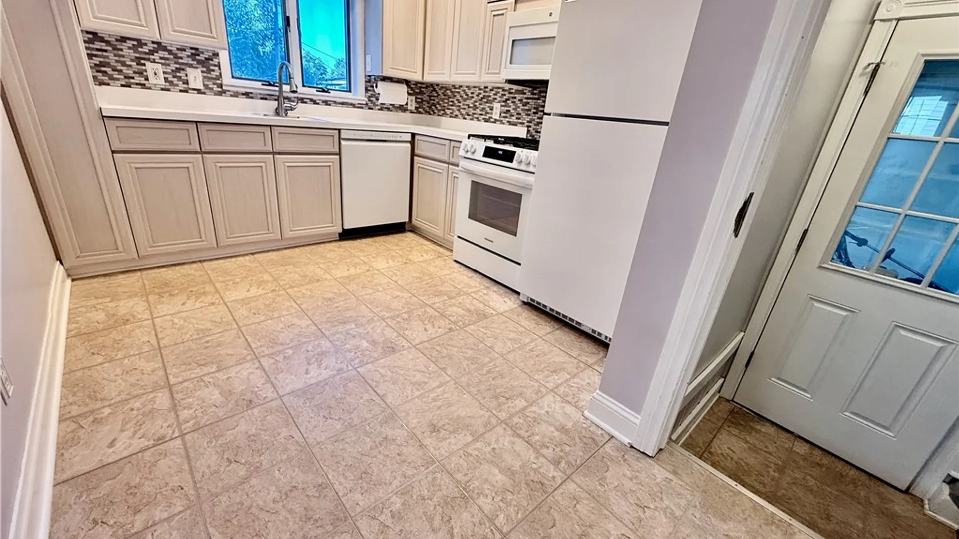 Property at 124 Gilbert Drive, Irondequoit, NY 14609 8