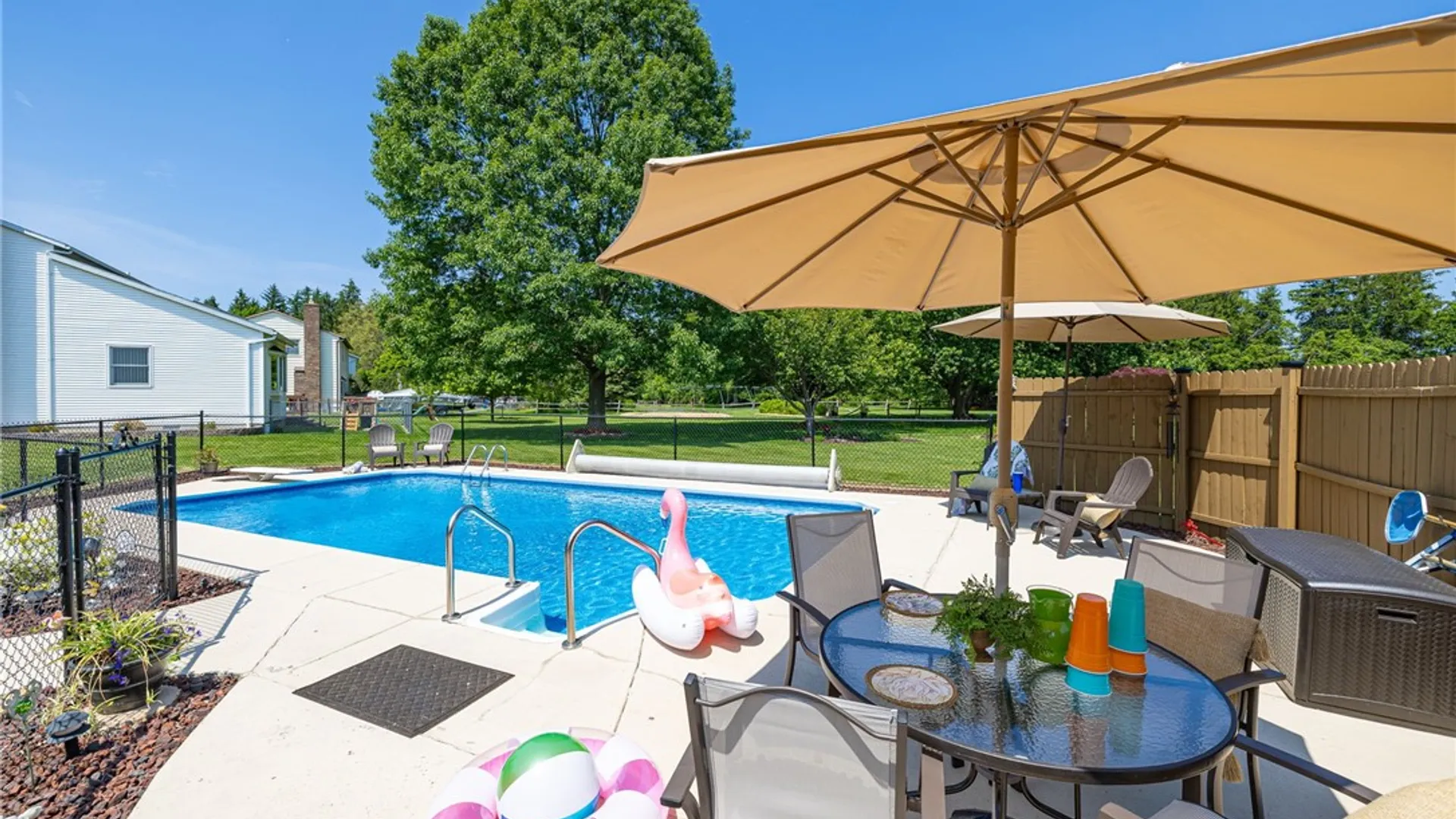 Property at 88 Northampton Circle, Greece, NY 14612 44