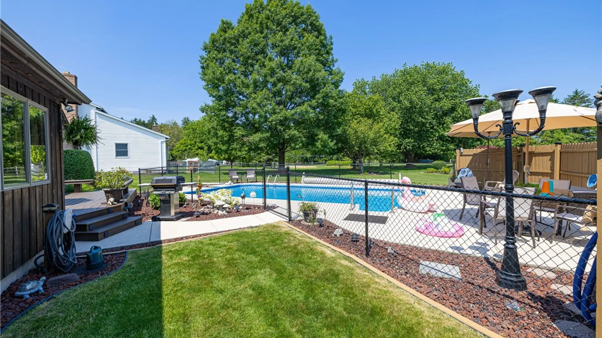 Property at 88 Northampton Circle, Greece, NY 14612 45