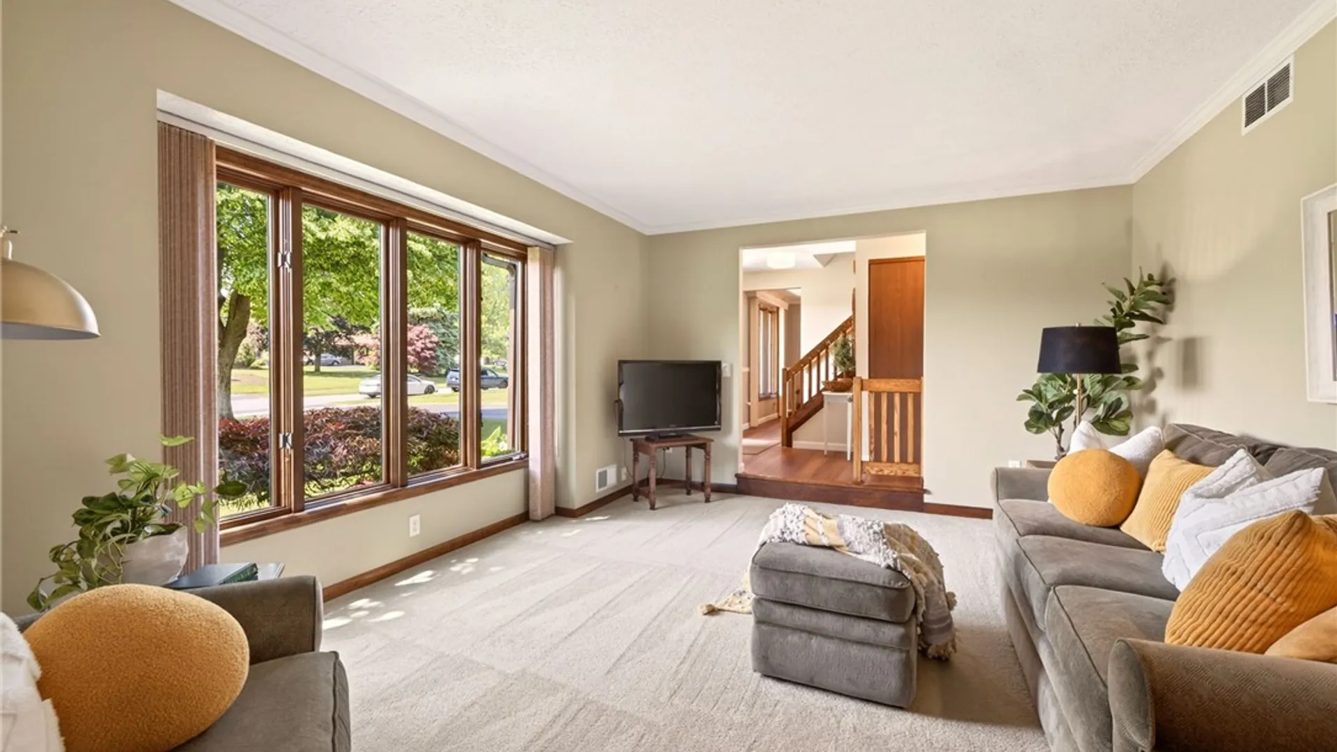 Property at 88 Northampton Circle, Greece, NY 14612 9