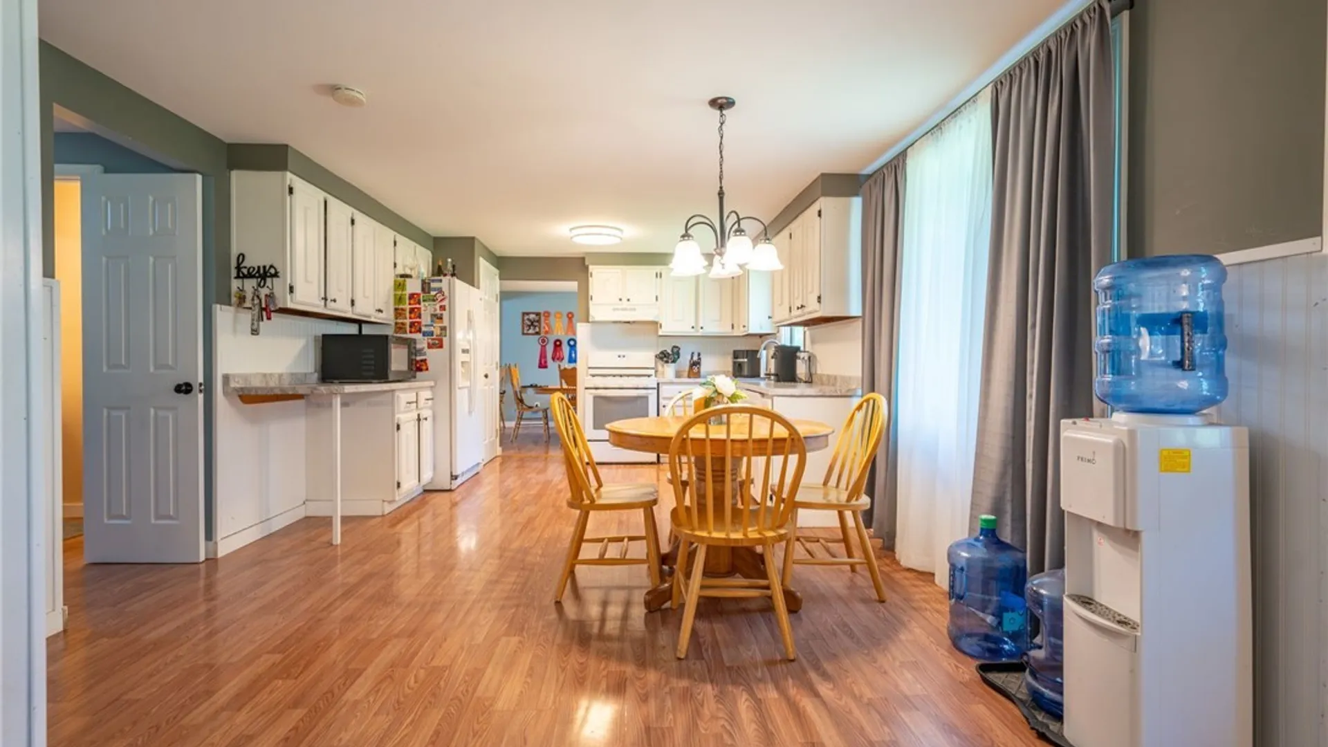 Property at 96 Tobey Hill Drive, West Seneca, NY 14224 18