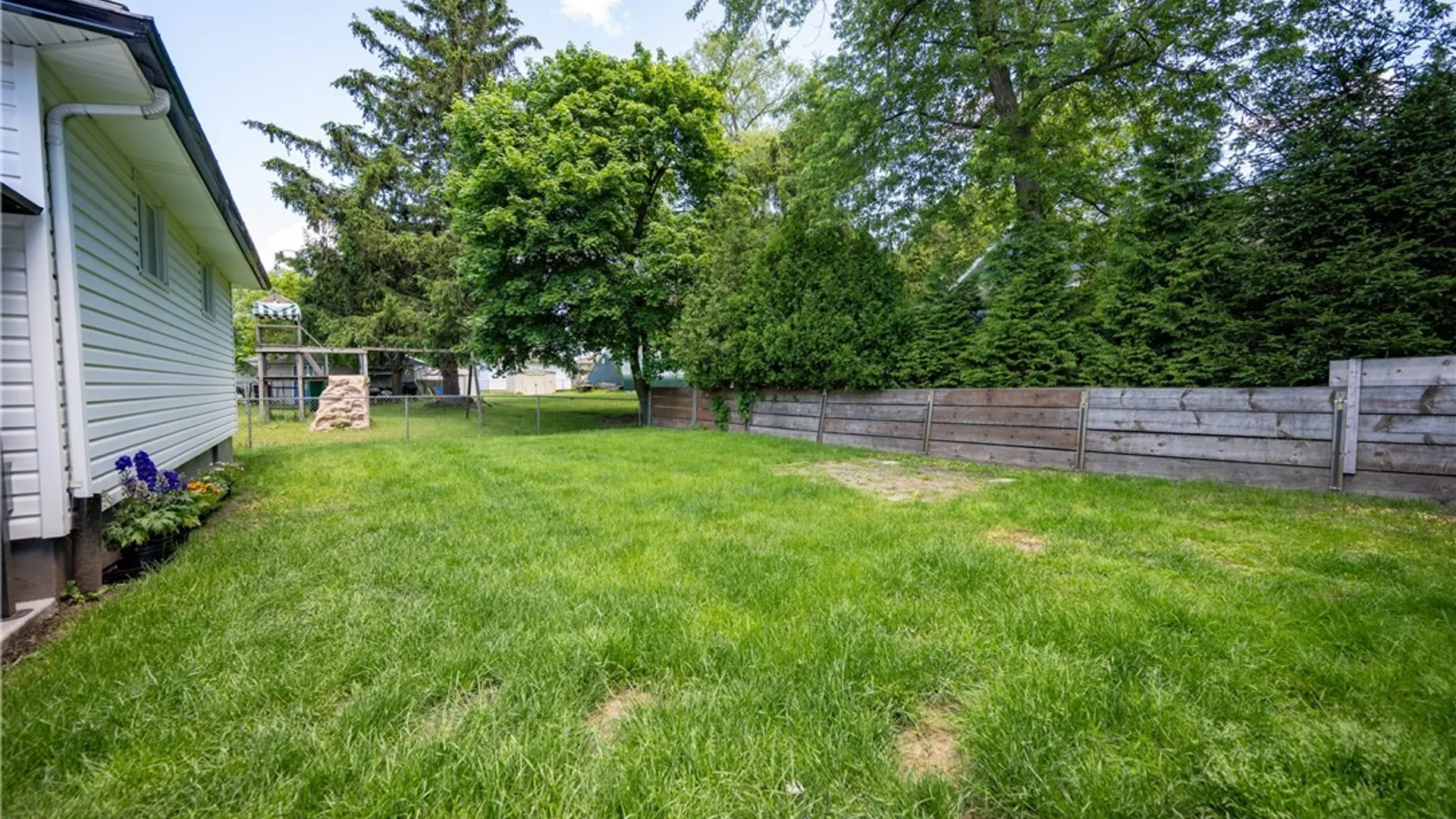 Property at 269 Broezel Avenue, Lancaster, NY 14086 48