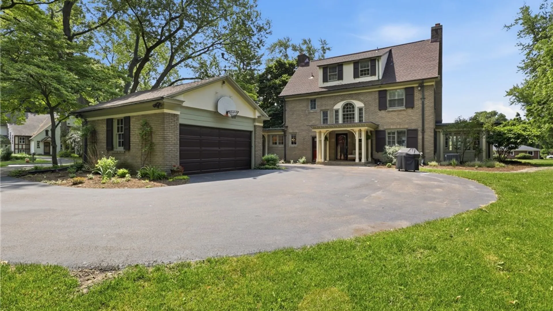 Property at 210 Fairport Road, Pittsford, NY 14445 44