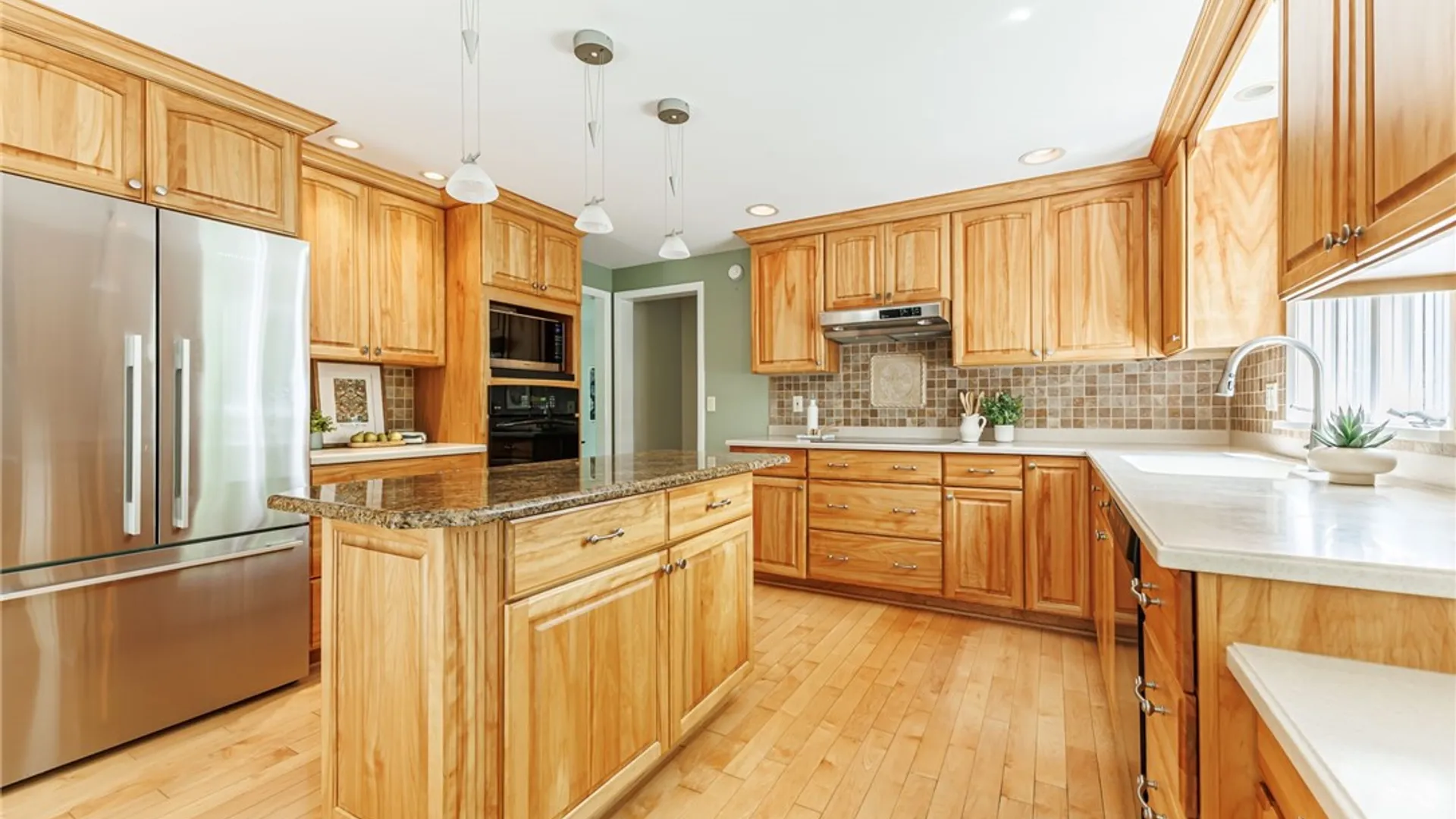 Property at 3 Wind Song, Pittsford, NY 14450 20