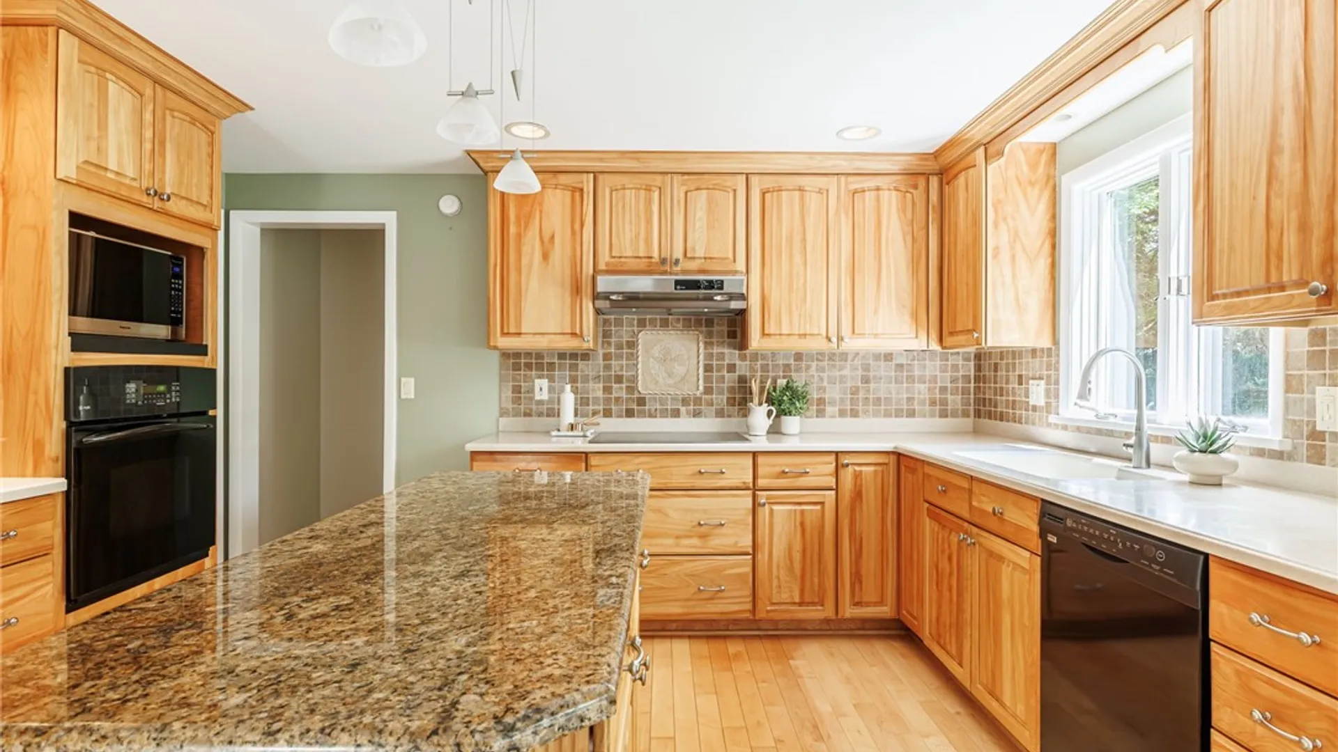 Property at 3 Wind Song, Pittsford, NY 14450 22
