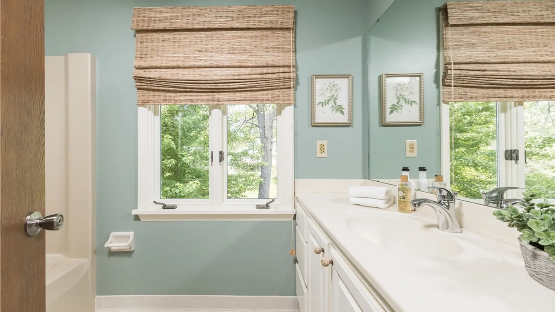 Property at 3 Wind Song, Pittsford, NY 14450 34