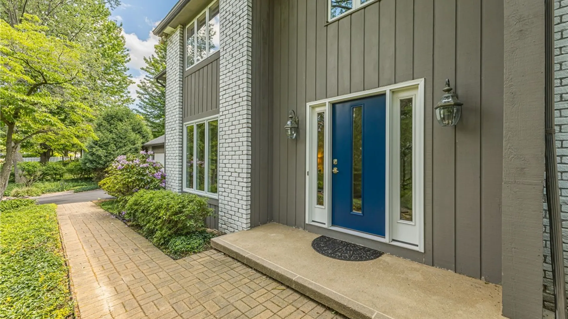 Property at 3 Wind Song, Pittsford, NY 14450 4