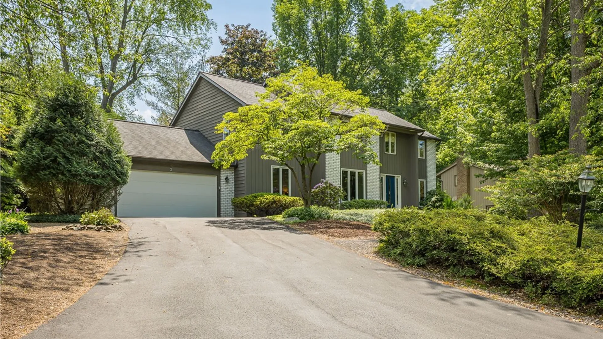 Property at 3 Wind Song, Pittsford, NY 14450 6