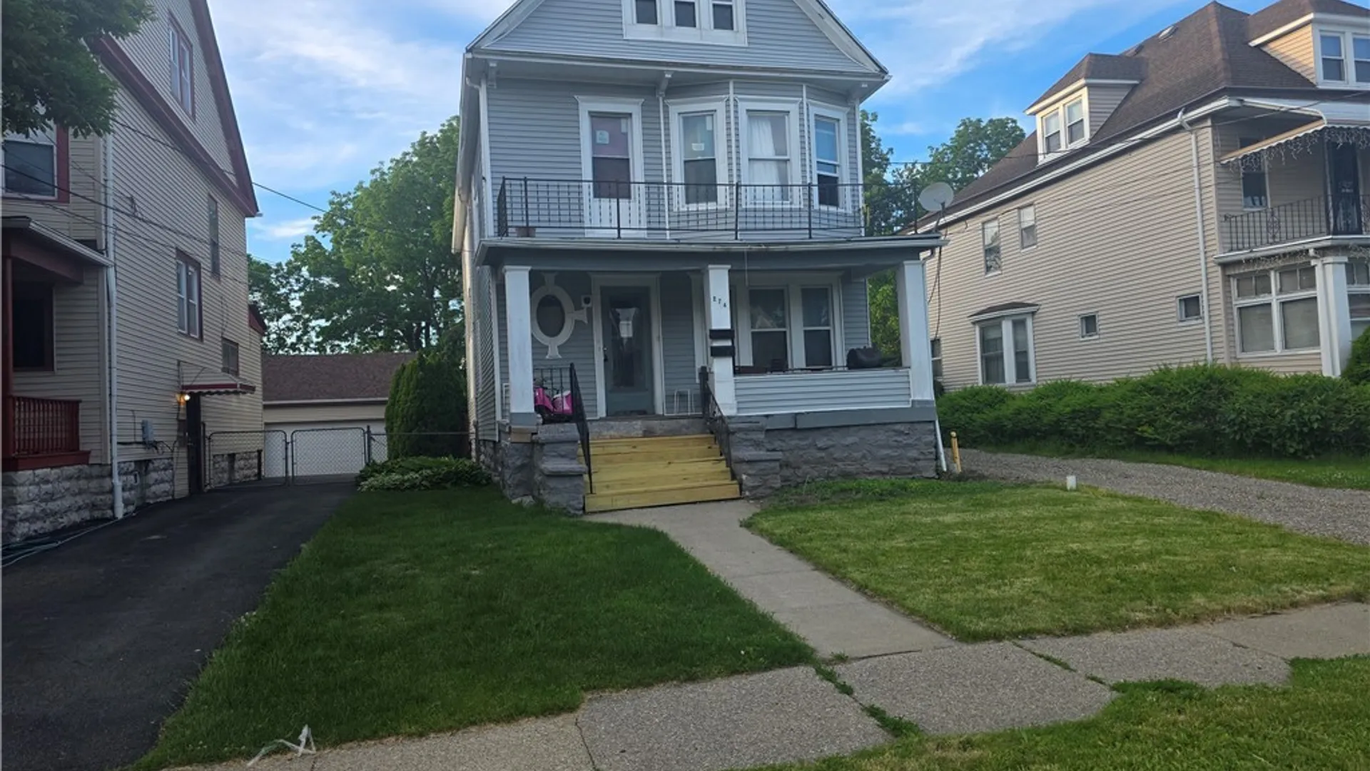 Property at 274 Dewey Avenue, Buffalo, NY 14214 2