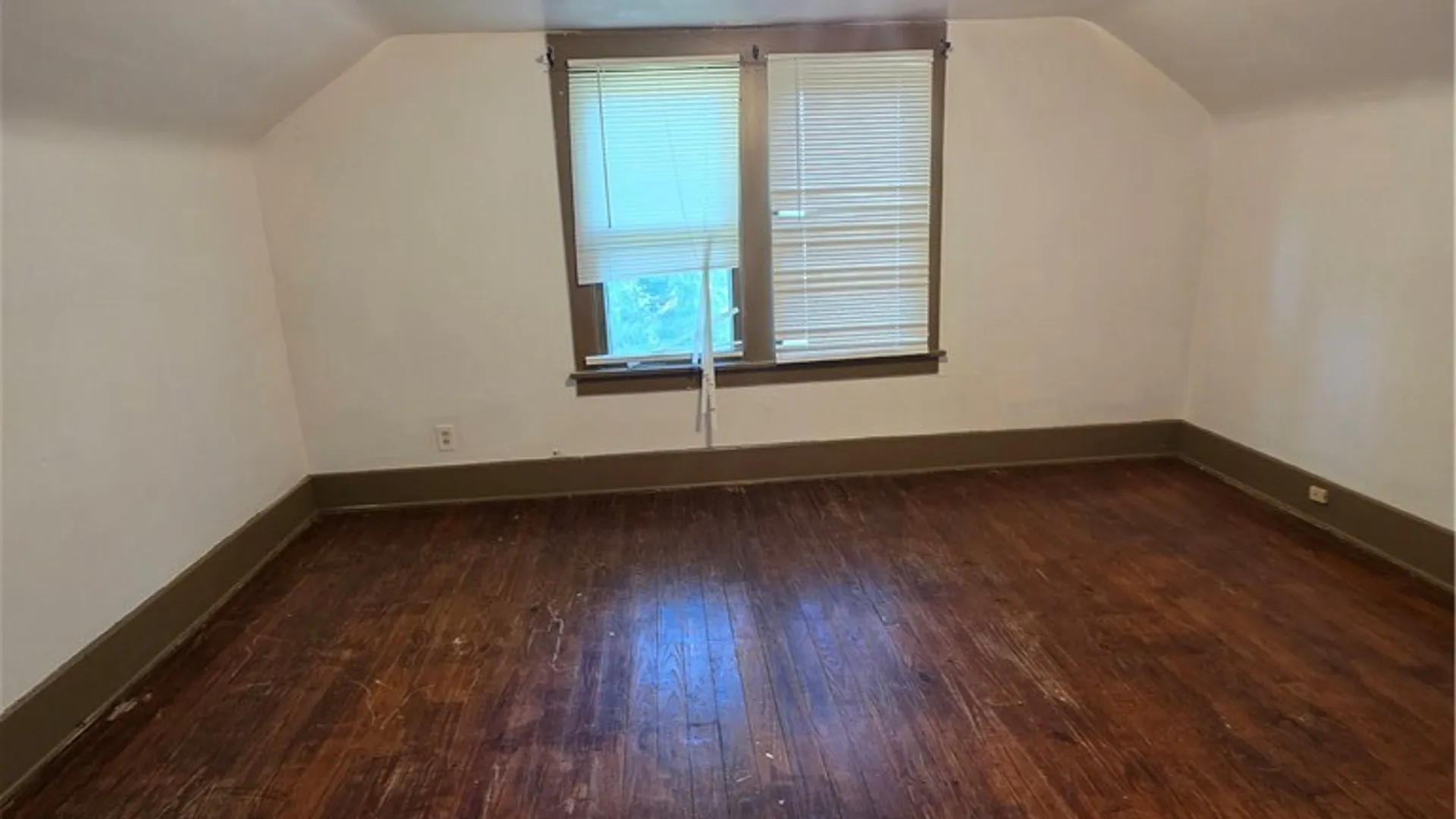 Property at 274 Dewey Avenue, Buffalo, NY 14214 27