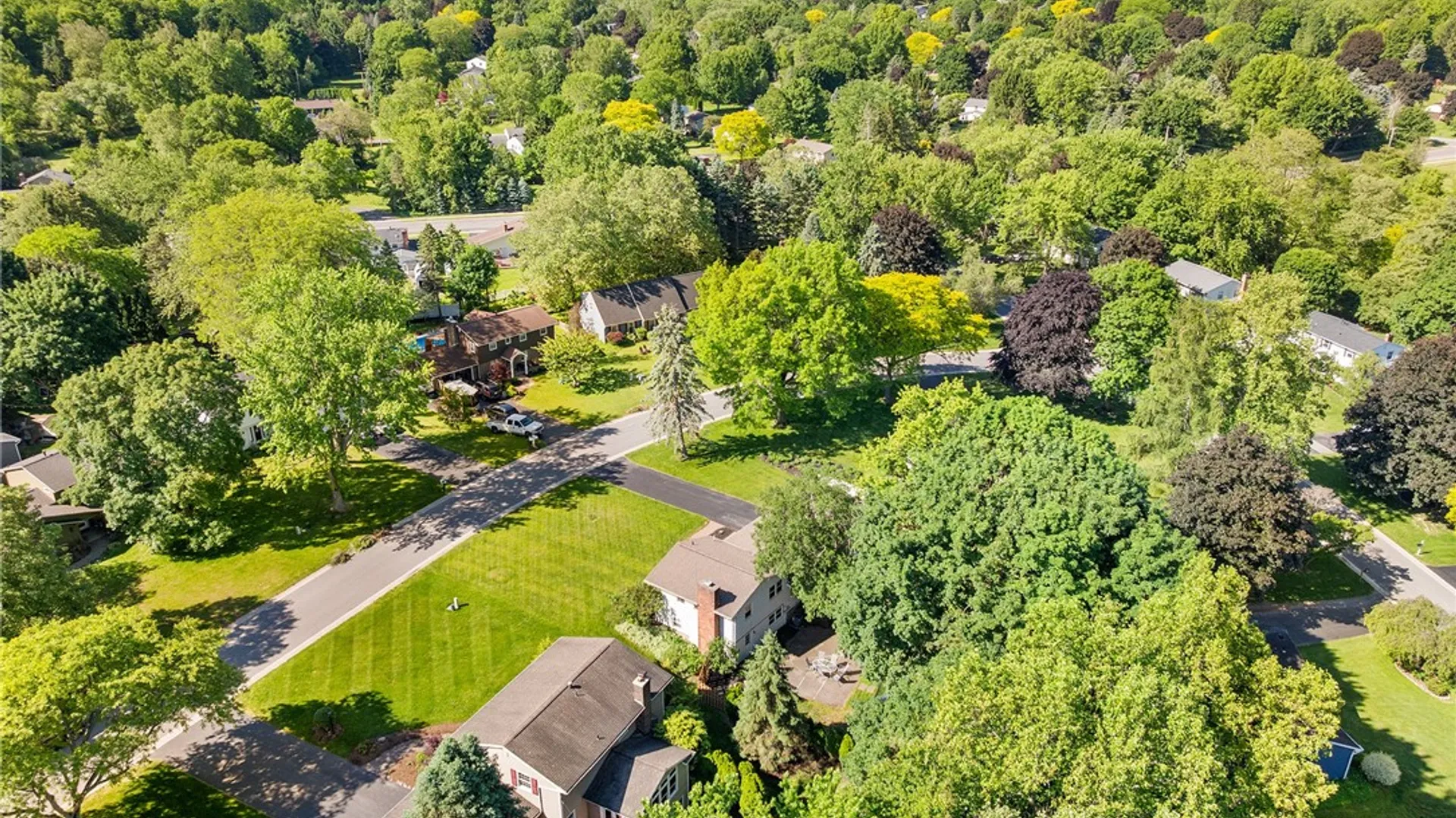 Property at 7 Aldwick Rise, Perinton, NY 14450 33