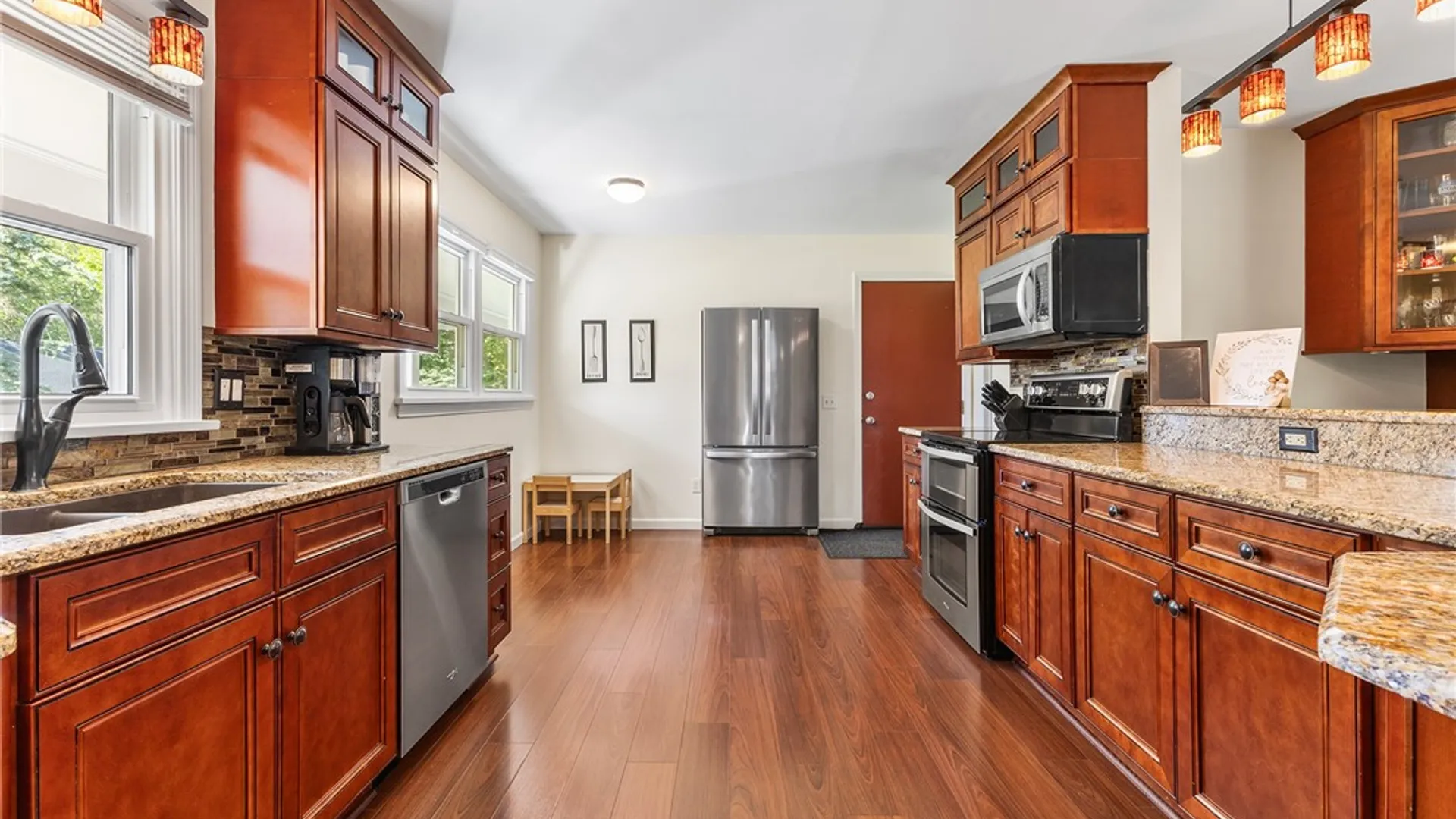 Property at 7 Aldwick Rise, Perinton, NY 14450 5