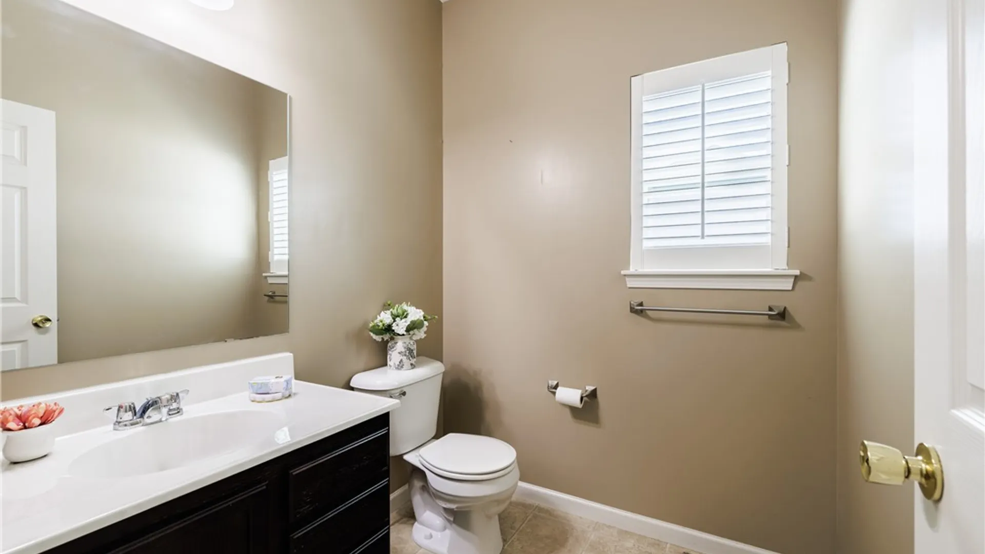 Property at 5 Brentford Lane, Greece, NY 14612 19