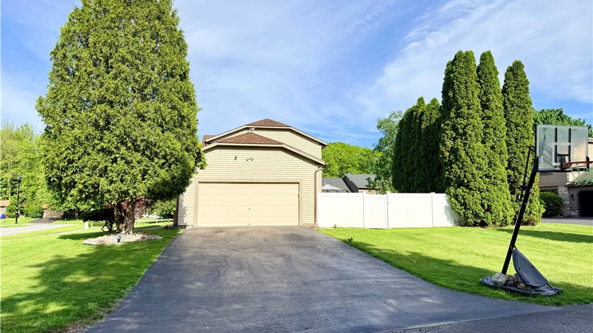 Property at 6 Silver Ridge Drive, Greece, NY 14626 6