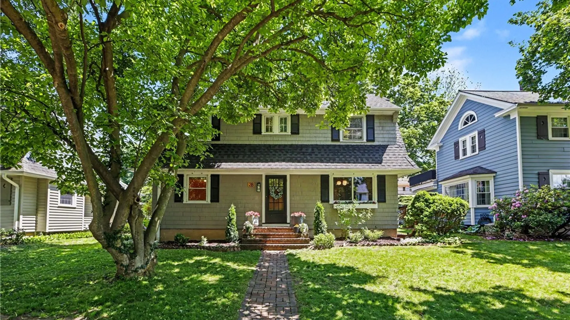 Property at 28 Kent Park, Brighton, NY 14610 2