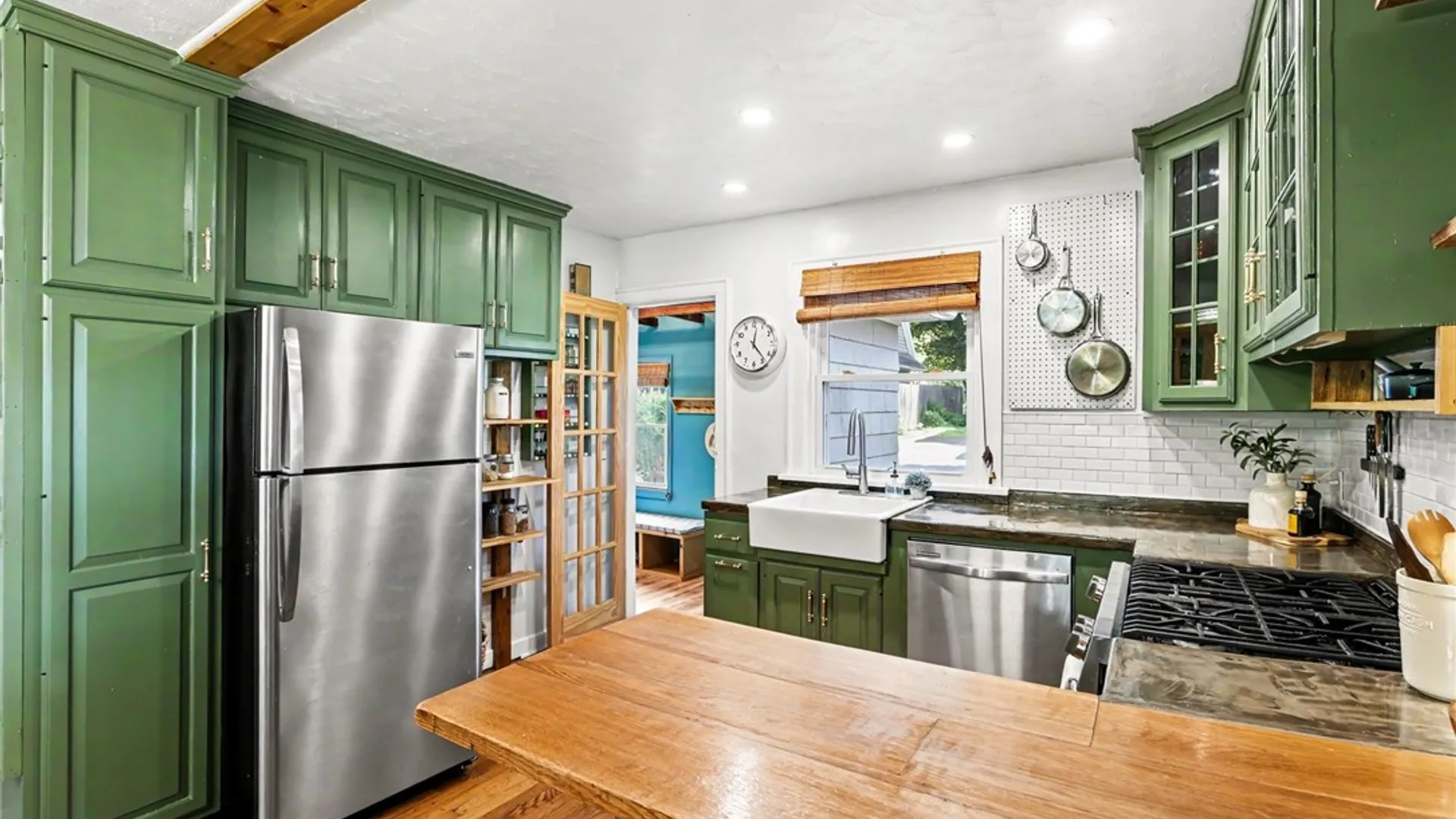 Property at 28 Kent Park, Brighton, NY 14610 3