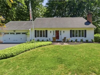 Property at 33 Scotch Lane, Irondequoit, NY 14617