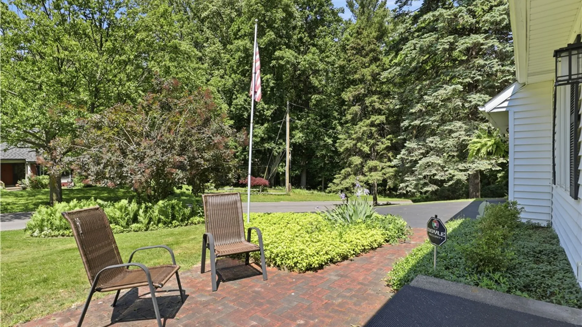 Property at 33 Scotch Lane, Irondequoit, NY 14617 39