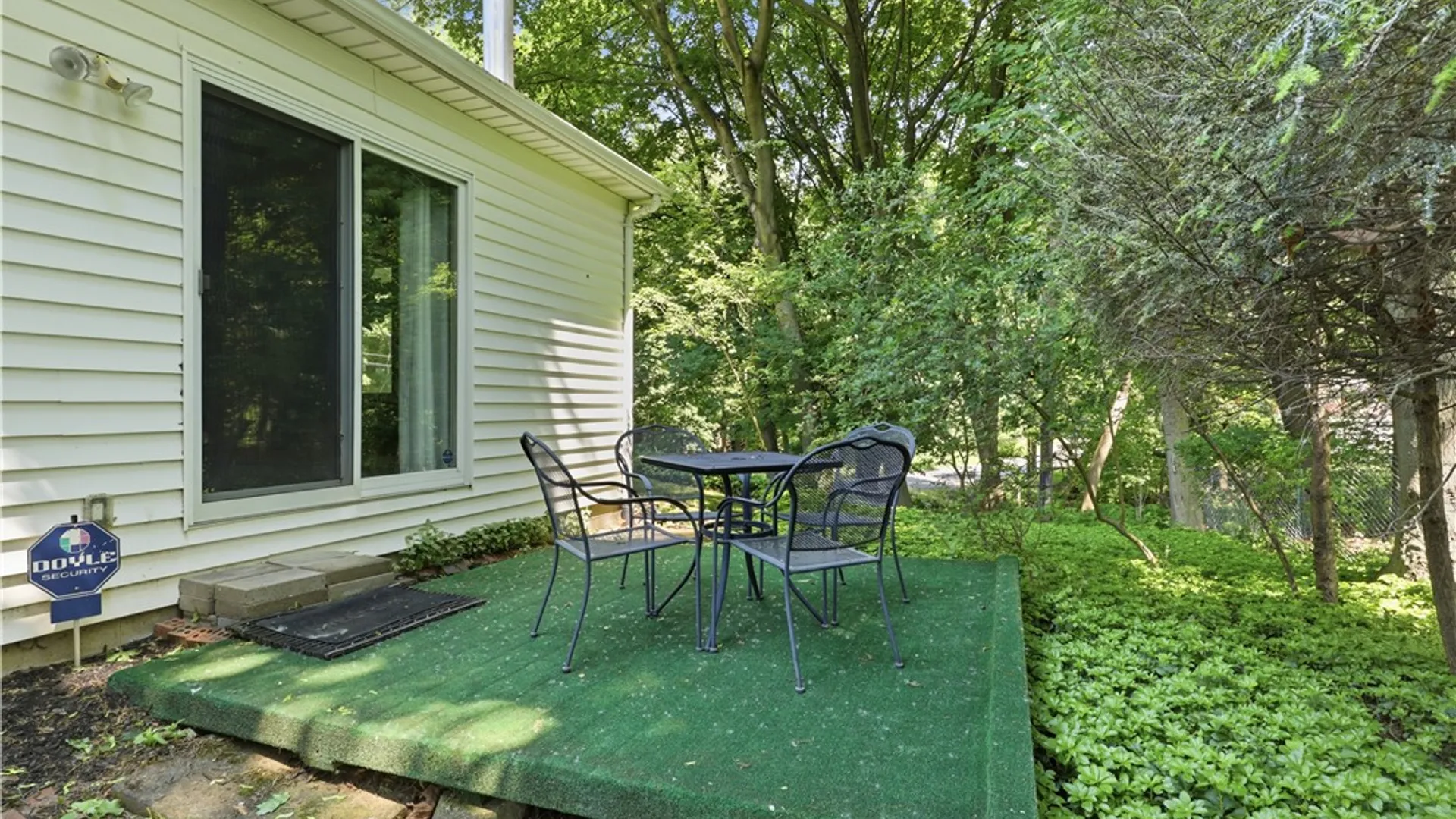 Property at 33 Scotch Lane, Irondequoit, NY 14617 41