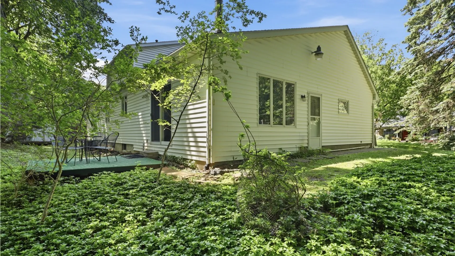 Property at 33 Scotch Lane, Irondequoit, NY 14617 42