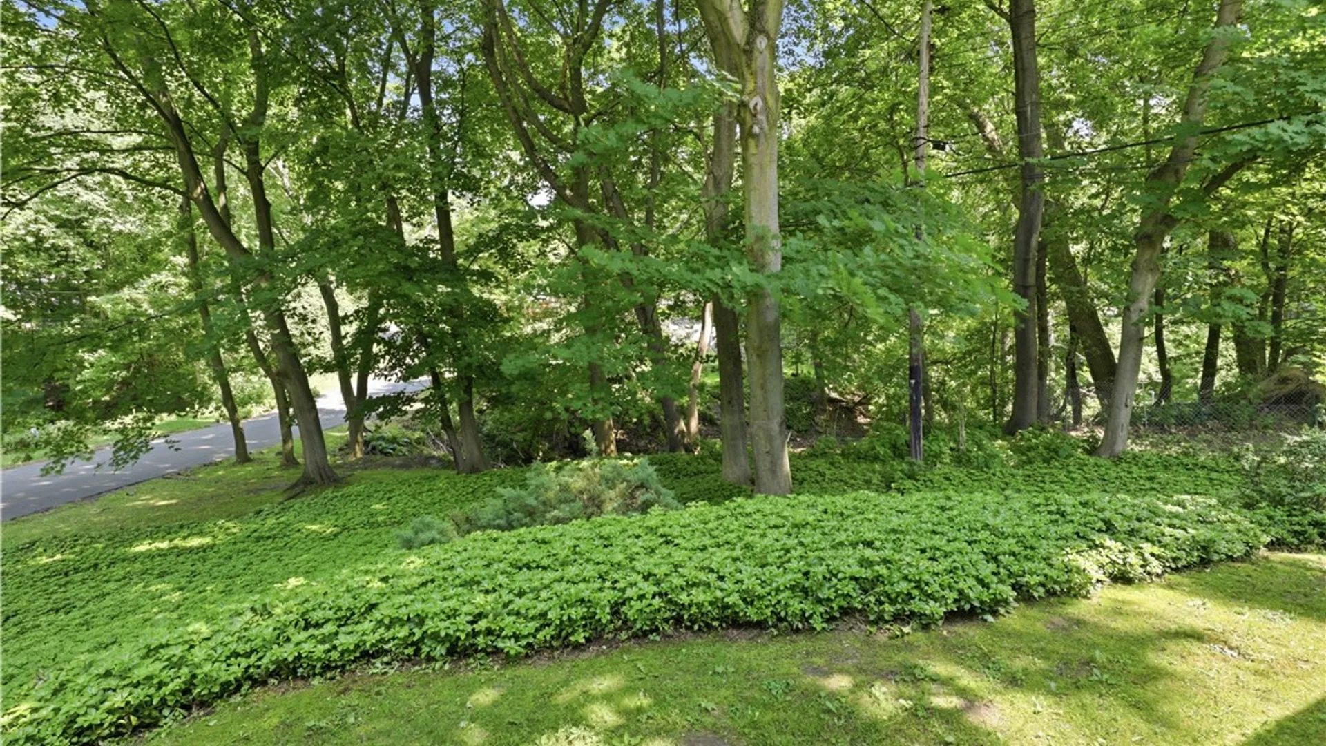 Property at 33 Scotch Lane, Irondequoit, NY 14617 43