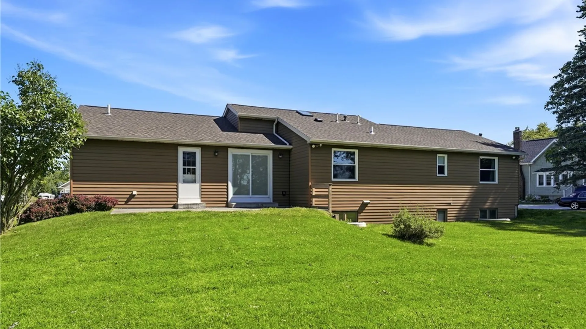 Property at 535 Seneca Creek Road, West Seneca, NY 14224 47