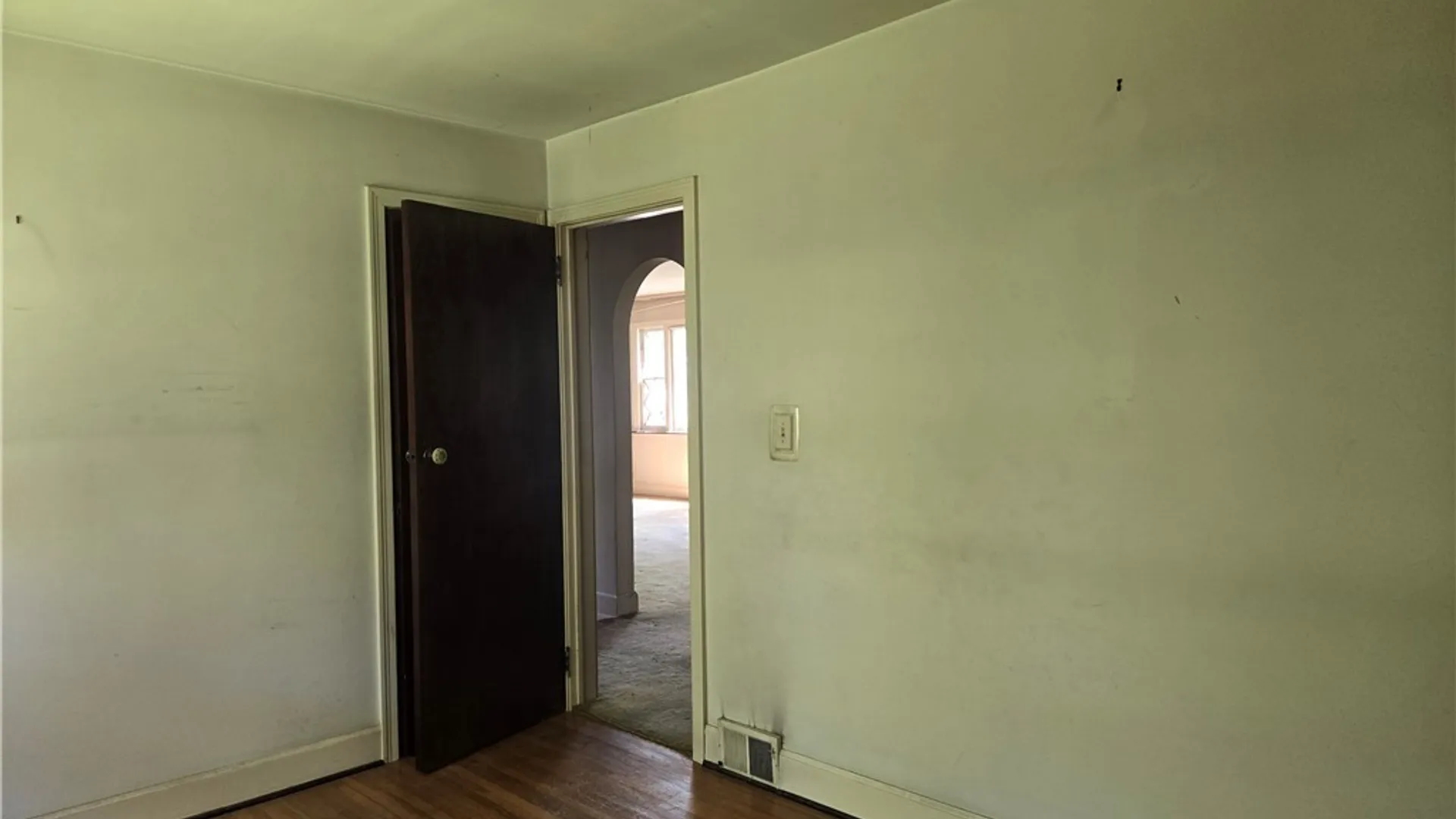 Property at 60 Rosewood Terrace, Cheektowaga, NY 14225 12