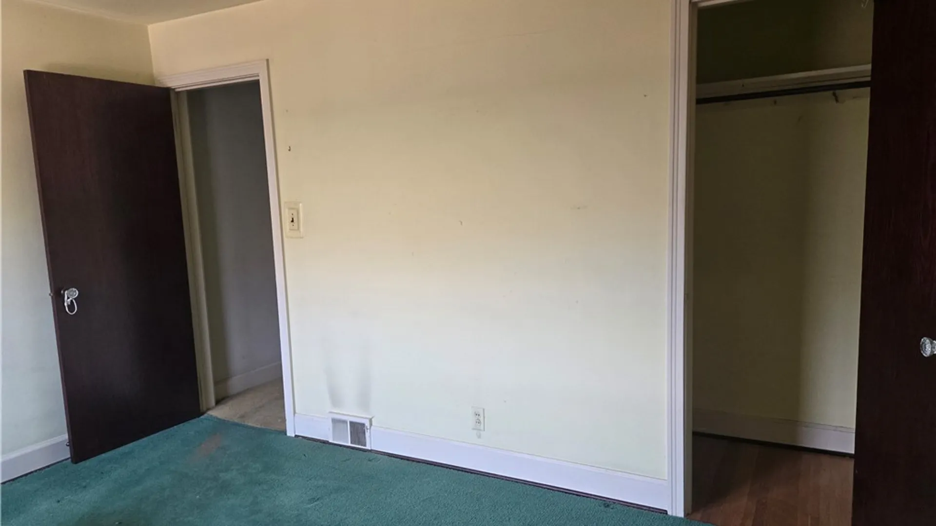 Property at 60 Rosewood Terrace, Cheektowaga, NY 14225 15