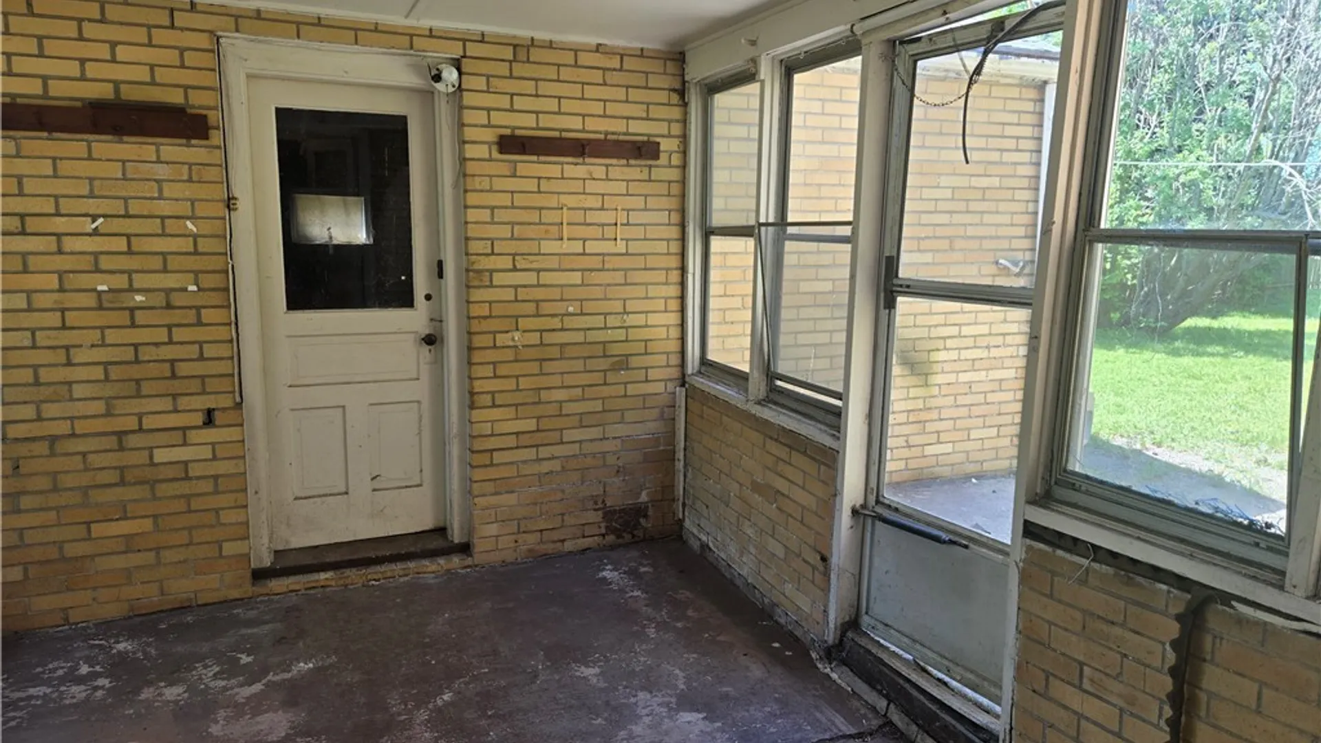 Property at 60 Rosewood Terrace, Cheektowaga, NY 14225 29