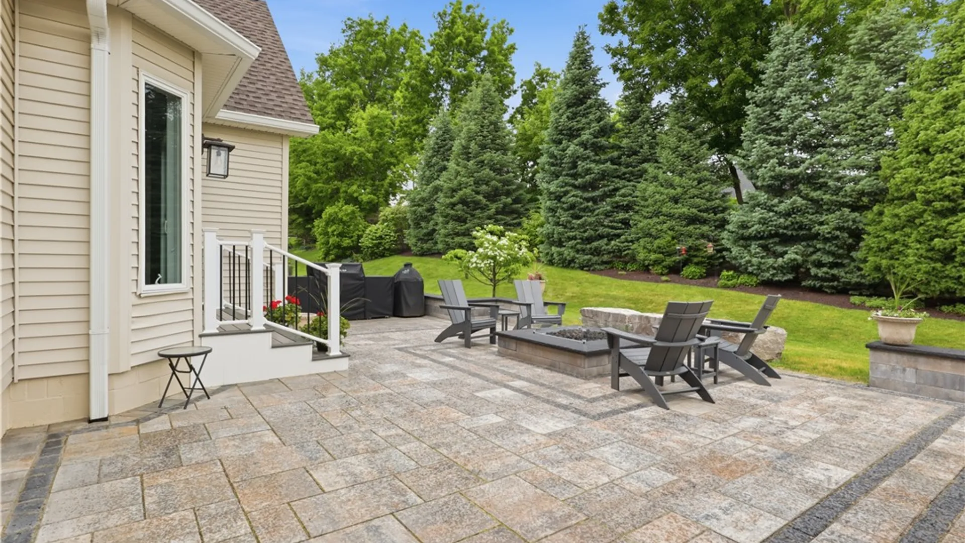 Property at 24 Mount Liberty Dr, Perinton, NY 14526 46