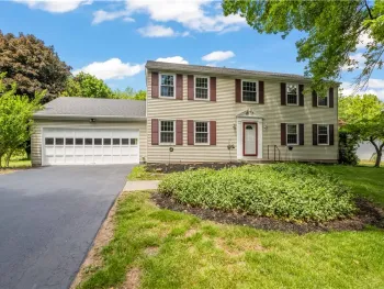Property at 72 Boxwood Lane, Perinton, NY 14450