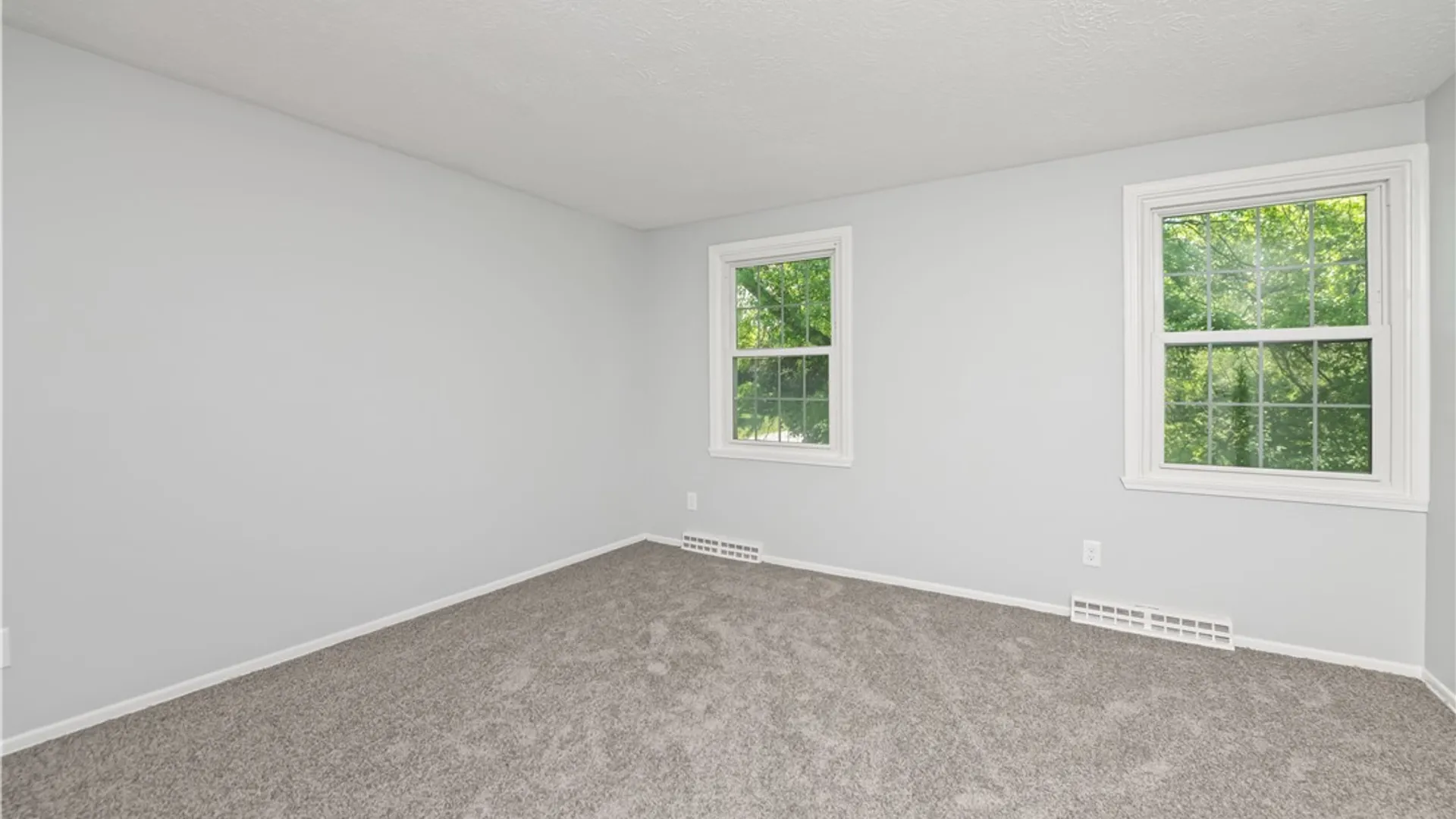 Property at 72 Boxwood Lane, Perinton, NY 14450 22
