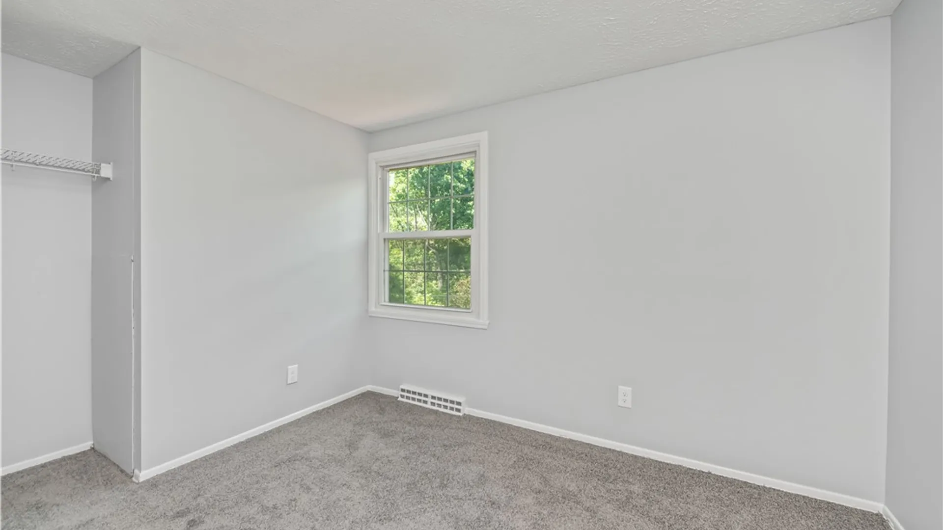 Property at 72 Boxwood Lane, Perinton, NY 14450 27