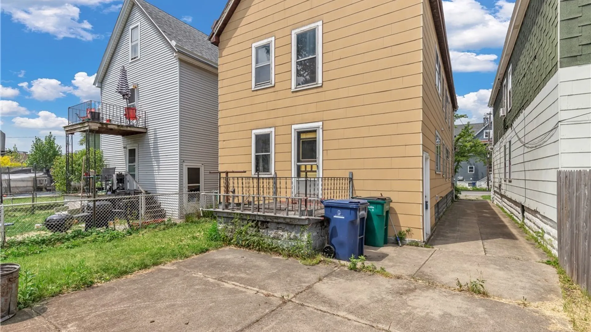 Property at 153 Good Avenue, Buffalo, NY 14220 4