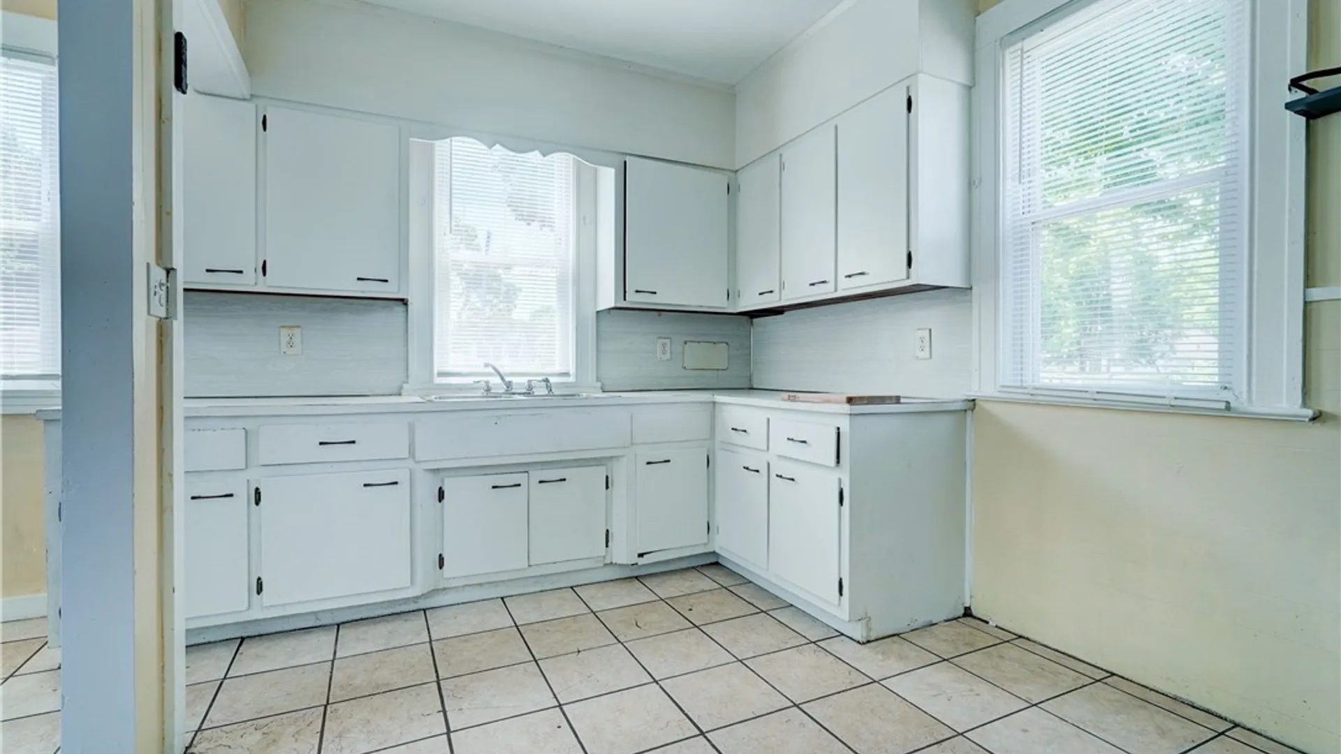Property at 121 Masseth Street, Rochester, NY 14606 8