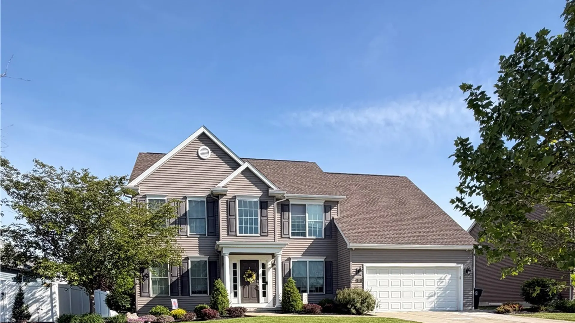 Property at 33 Hidden Meadow Crossing, Lancaster, NY 14086 2