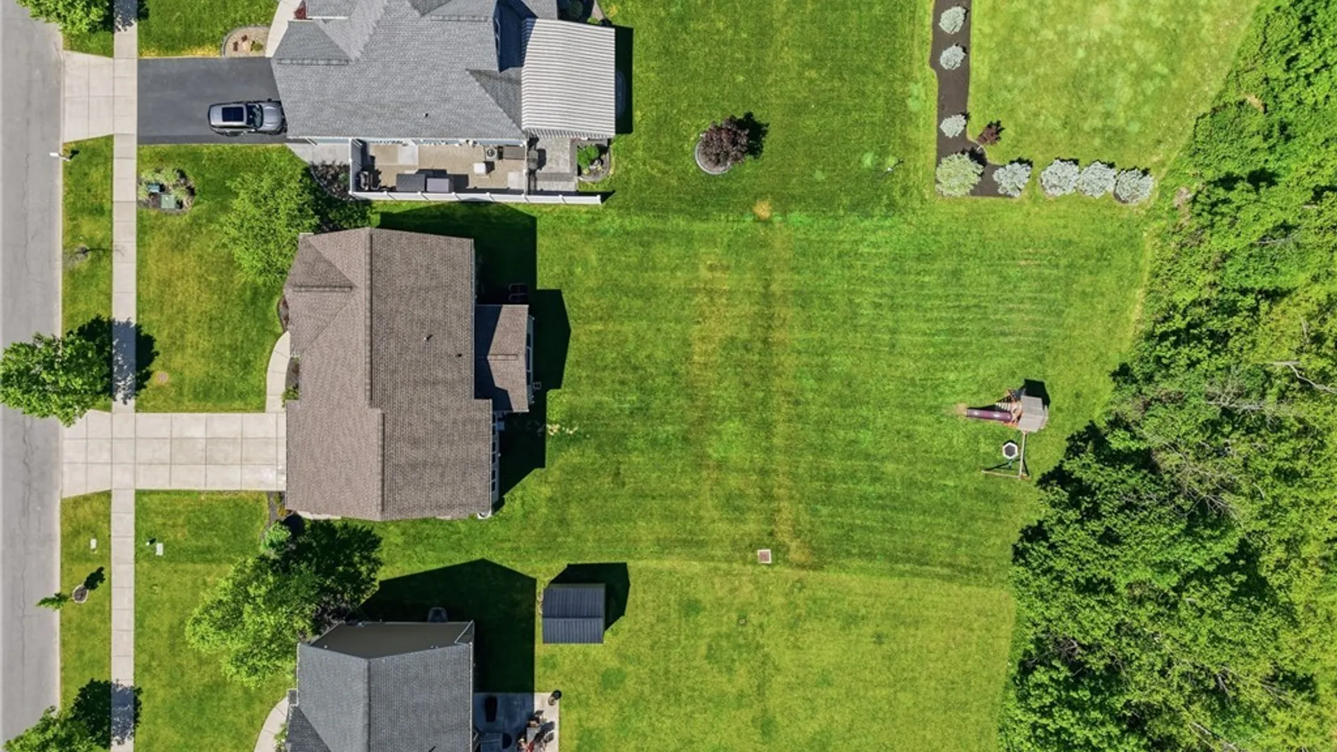 Property at 33 Hidden Meadow Crossing, Lancaster, NY 14086 46