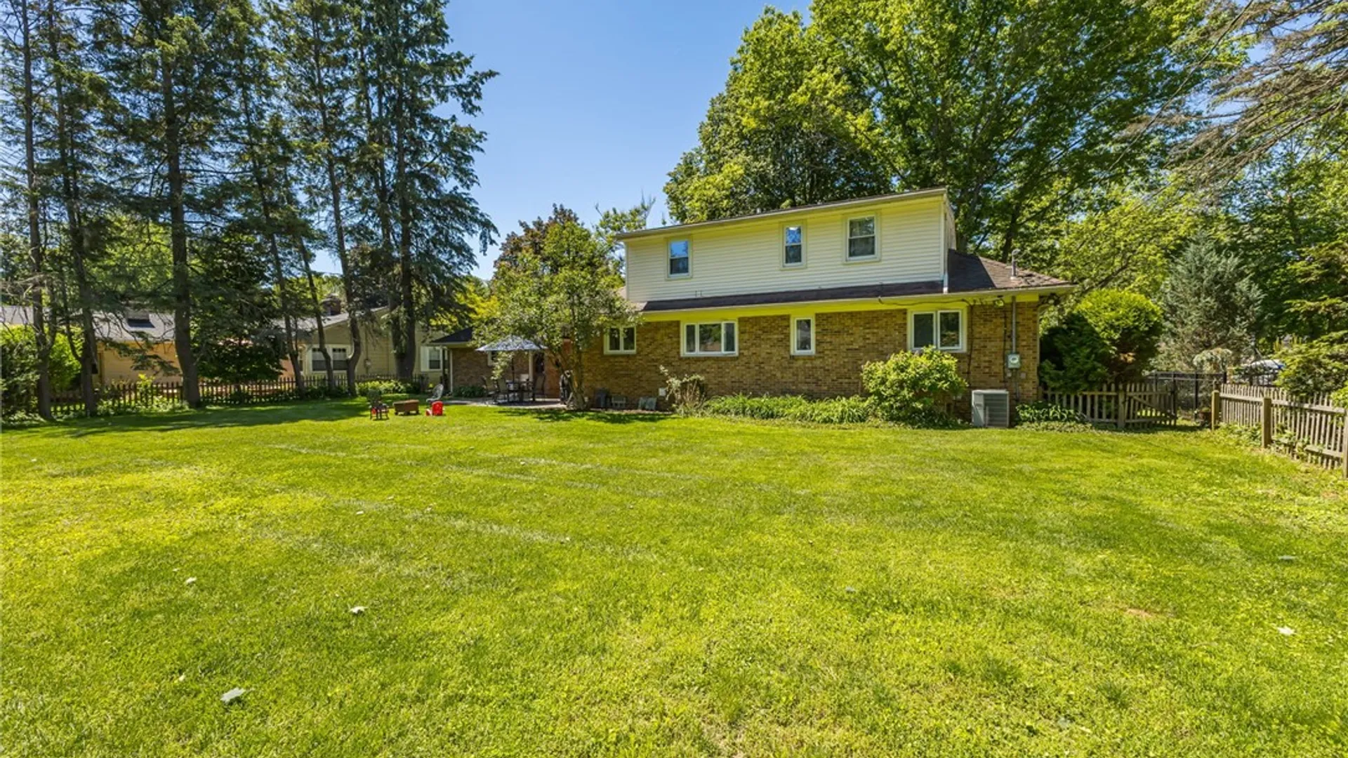Property at 180 Overbrook Road, Pittsford, NY 14618 32