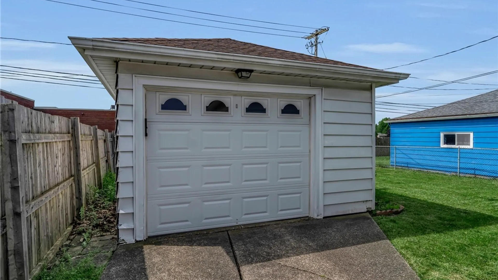 Property at 178 Oakridge Avenue, Tonawanda, NY 14217 5