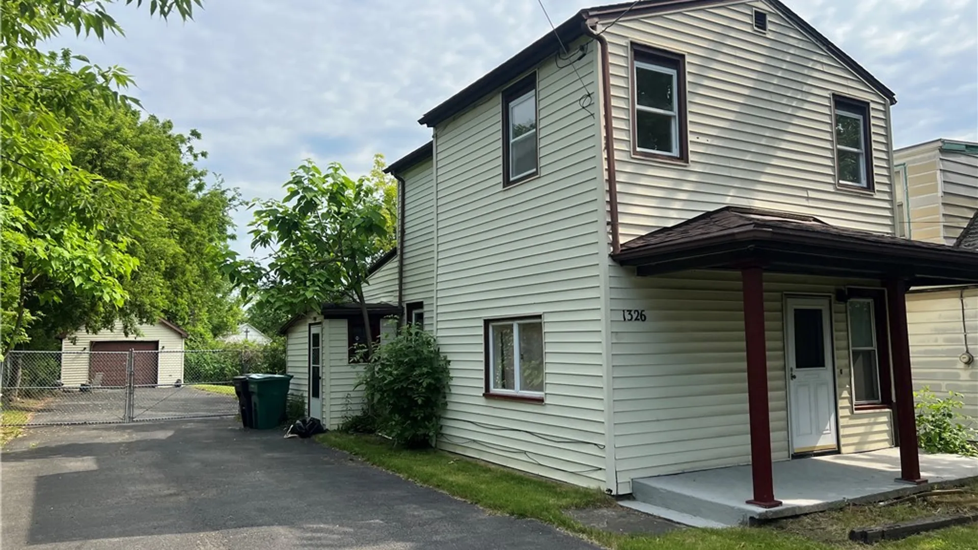Property at 1326 Garden Avenue, Niagara Falls, NY 14305 2